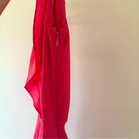 express hot pink romper - Picture 5 of 5